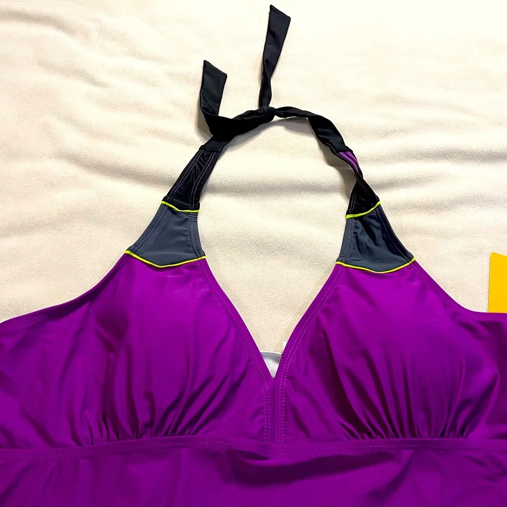 NWT Everlast‎ Swim Top